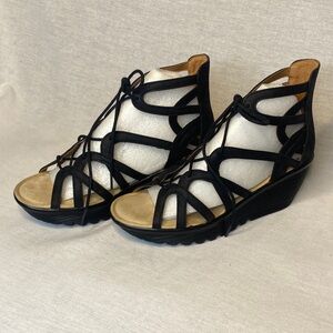 Skechers women’s lace up wedge sandals NEW